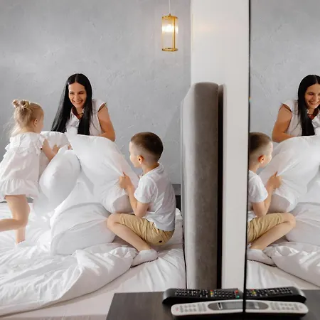 Budz карпати Μπούκοβελ